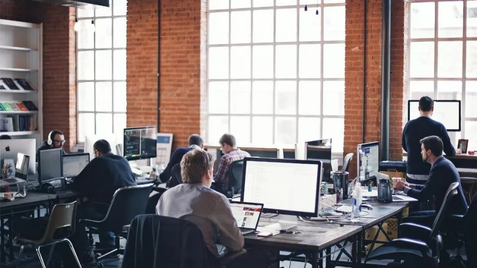 Как выбрать веб-студию в Райчихинске по кейсам